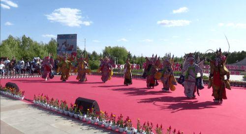 昭君(jun)帶(dai)妳(ni)遊(you)中國(guo) 神(shen)木 紅(hong)堿(jian)淖旅(lv)遊(you)推(tui)介(jie)活動(dong) 在紅(hong)堿(jian)淖舉(ju)行